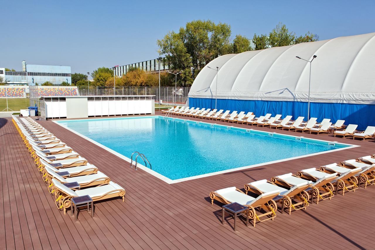 Отель Premium Wellness Institute Бухарест Экстерьер фото